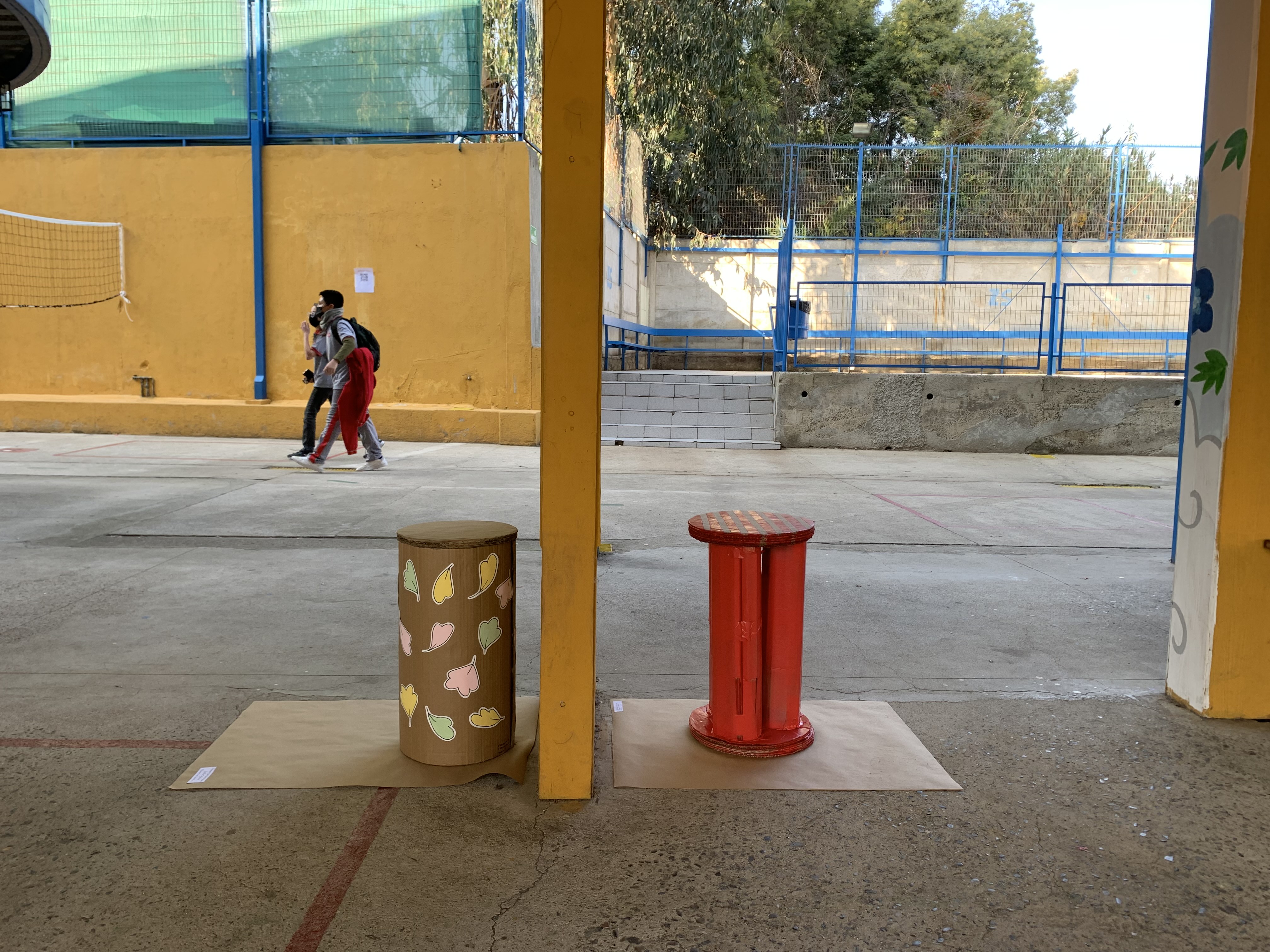 TABURETES SEGUNDO MEDIO 2022 - IMG_3138.jpeg